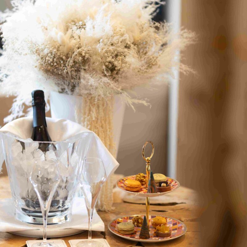 5E0A2539 1 800X800 1 1