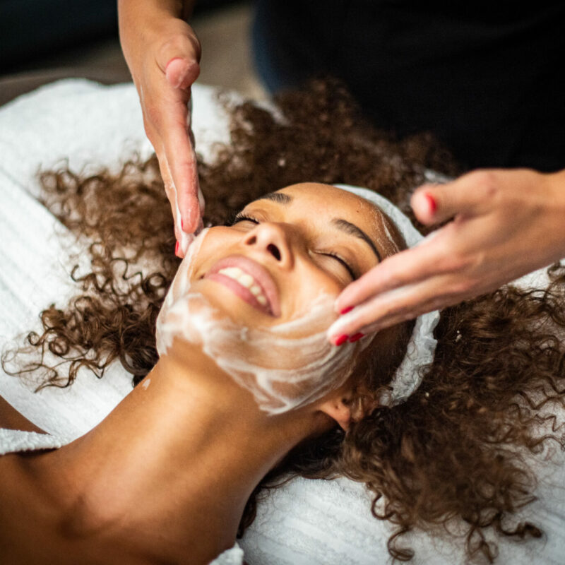 Journée-Spa-En-Couple-Soins-Visage